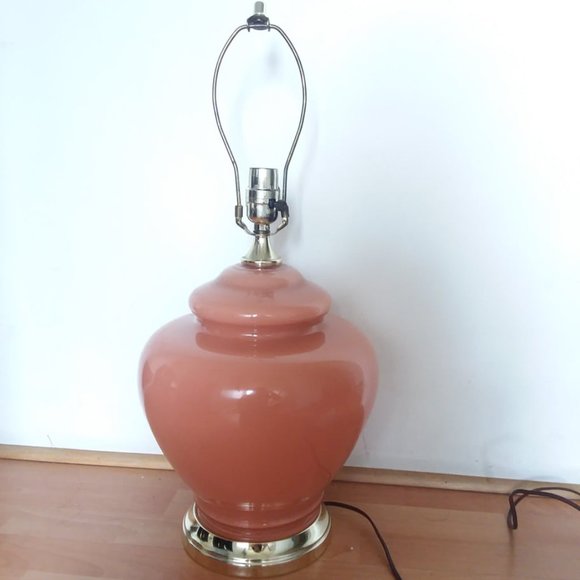 Vintage Coral Ceramic Lamp - Picture 2 of 9